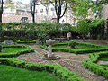 250px-Príncipe de Anglona Garden in Madrid.jpg